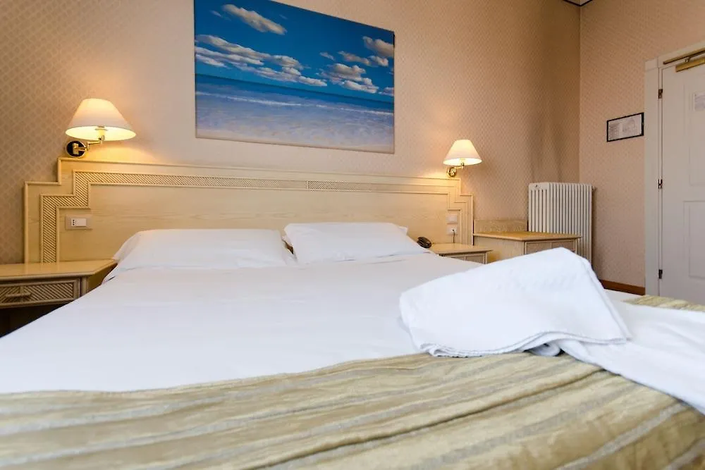 Albergo Centrale Bologna Hotel