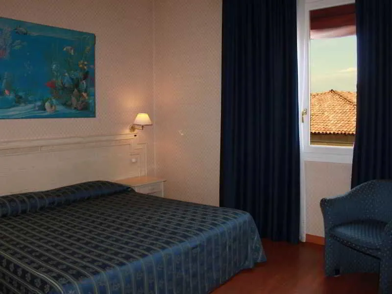 Albergo Centrale Bologna 2*,